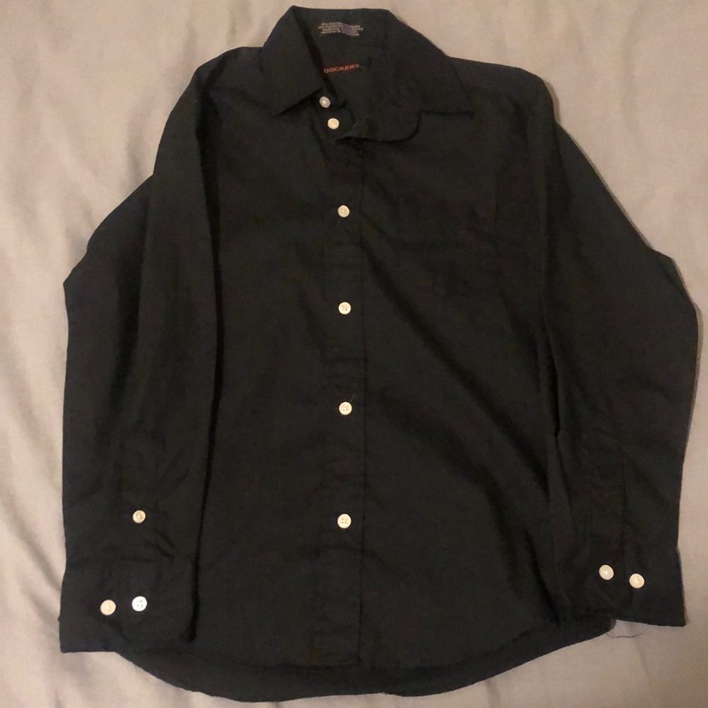 Black long sleeve Dockers shirt